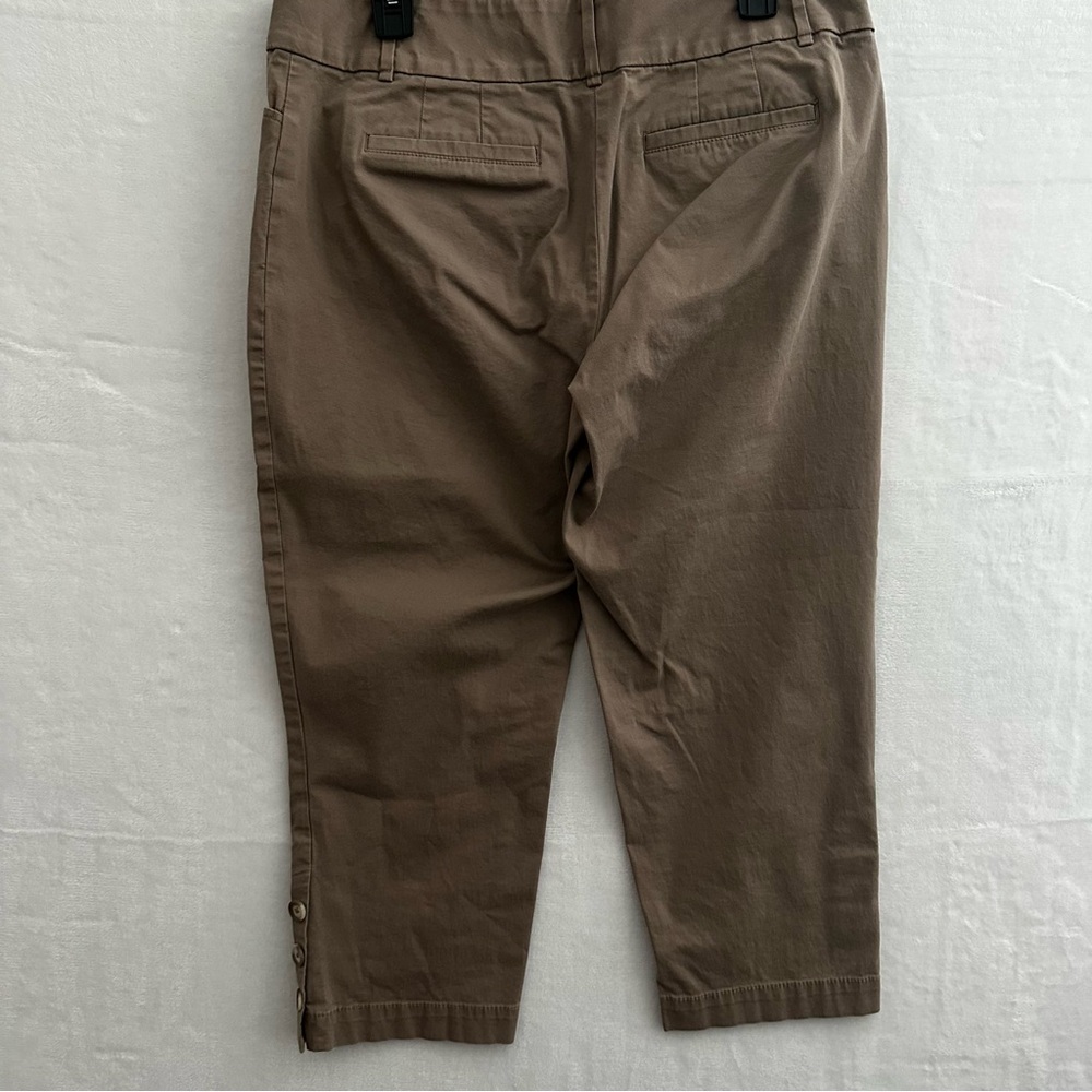 LOFT Outlet Curvy Crop Pants Women’s Sz 10 Brown Stretch Ankle Button Hem Career - Picture 11 of 12